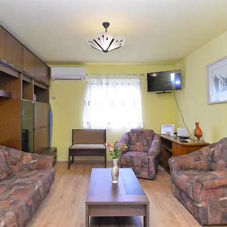Dom wakacyjny Fuer 5 Personen Ca 63 Qm In Fazana, Istrien Istrische Riviera *